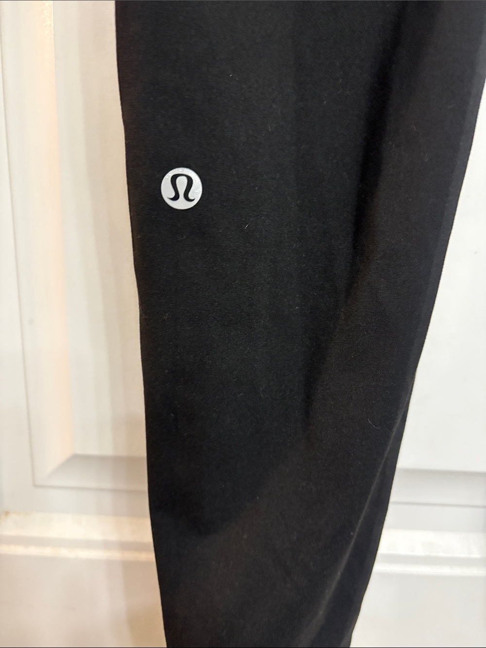 Women’s Lululemon Black Jogger Pants with Drawstring Waist size 4 - Picture 5 of 5